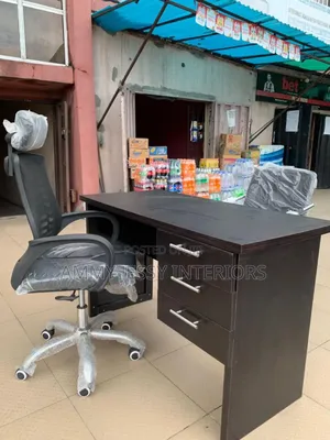 Standard Table and Chair