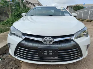 Toyota Camry 2016 White
