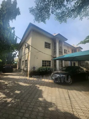 5bdrm Duplex in 4Th Avenue Gwarinpa for sale