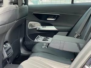 New Mercedes-Benz E350 2024 Black