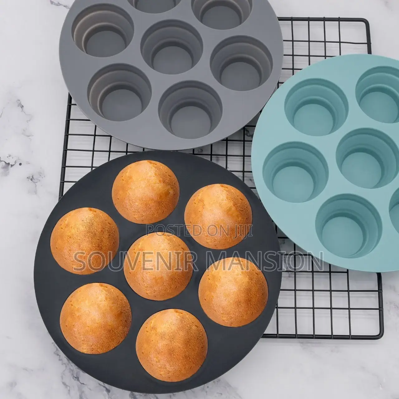 Collapsible Silicone Cupcake Mold