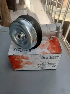 Photo - Brush Cutter Gear Head