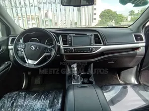 Toyota Highlander 2014 Silver