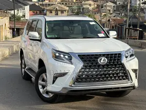 Lexus GX 460 Premium 2013 White