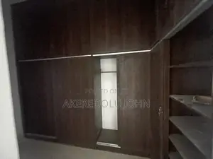 4bdrm Townhouse / Terrace in Jahi for rent
