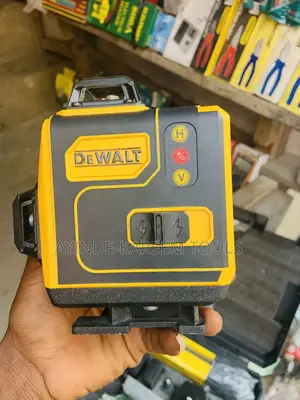 De Walt (16 Lines)Laser Level With Tripod