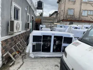 Superb England Perkins Soundproof Diesel Generator 30kva