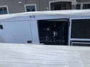 Superb England Perkins Soundproof Diesel Generator 150kva
