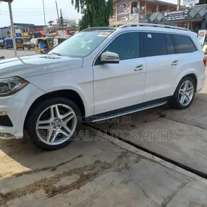 Mercedes-Benz GL-Class 550 2016 White