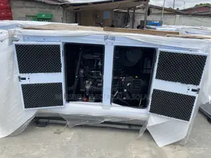 Superb England Perkins Soundproof Diesel Generator 100kva