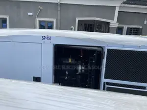 Heavy-duty England Perkins Soundproof Diesel Generator150kva
