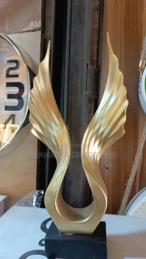 Yuryfvna Creative Flame Bird Statues