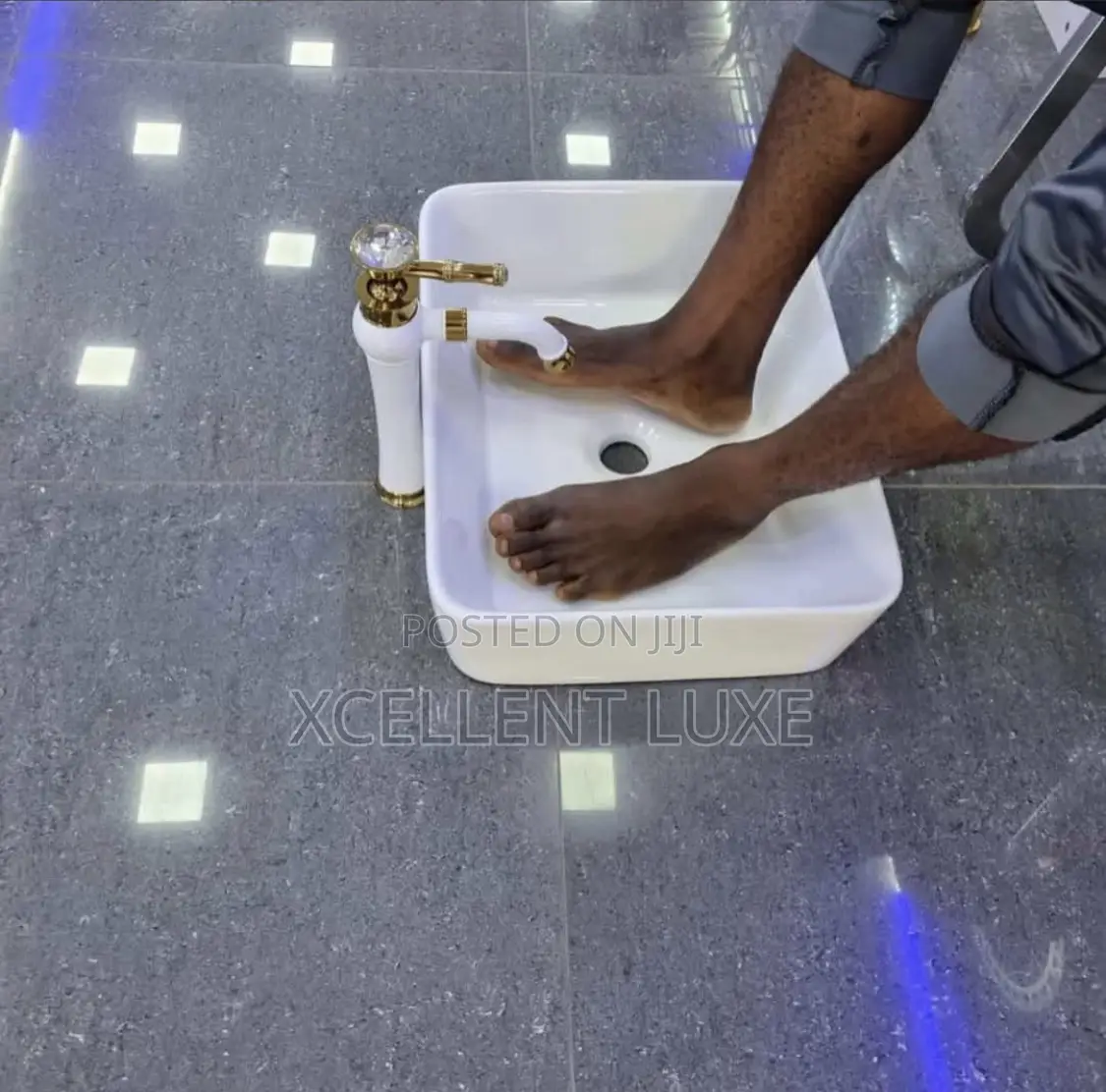 Square Ceramic Pedicure Bowl