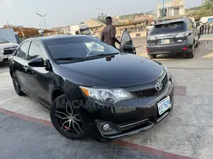 Toyota Camry SE 4dr Sedan (2.5L 4cyl 6A) 2012 Black