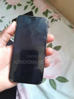 Photo - Apple iPhone X 64 GB White