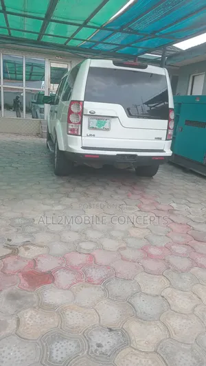 Land Rover Lr4 HSE 2012 White