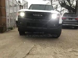Toyota Land Cruiser Prado 2024 White