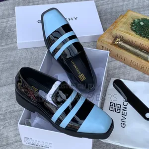 Luxury Italian Givenchy Wetlop Shoe