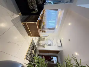 Luxury 3 Bedroom Maisonette With Pool and Gym