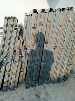 This Is Transom Aluminum Window With Net and Burglary