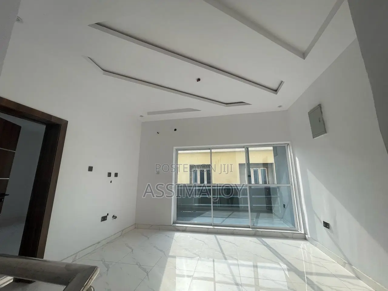 Furnished 2bdrm Maisonette in Meridian Park Estate for sale