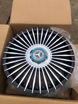 18 Inch Rim Mercedes Benz Rotating Cover