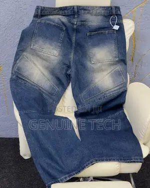*High Quality Baggy Jeans