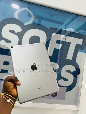 Apple iPad Pro 64 GB Gray