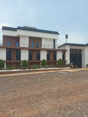 6bdrm Duplex in Apo Resettlement for sale