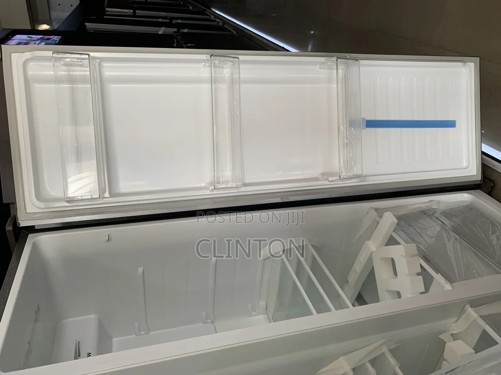 Hisense Refrigerator/ Freezer Fridge