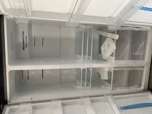 Hisense Refrigerator/ Freezer Fridge