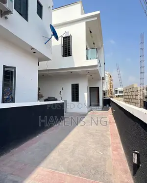 4bdrm Duplex in Lekki Phase 1 for sale