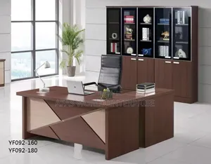 Amazing Office Table for Office Use