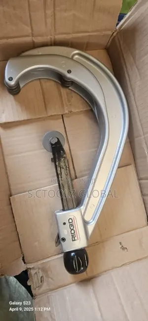 Rigid Tubing Cutter - 5inches