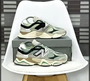 New Balance Original.