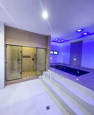 5bdrm Duplex in Lekki Phase 1 for sale