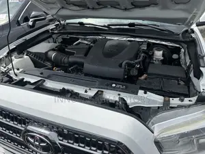 Toyota Tacoma TRD Sport 2017 White