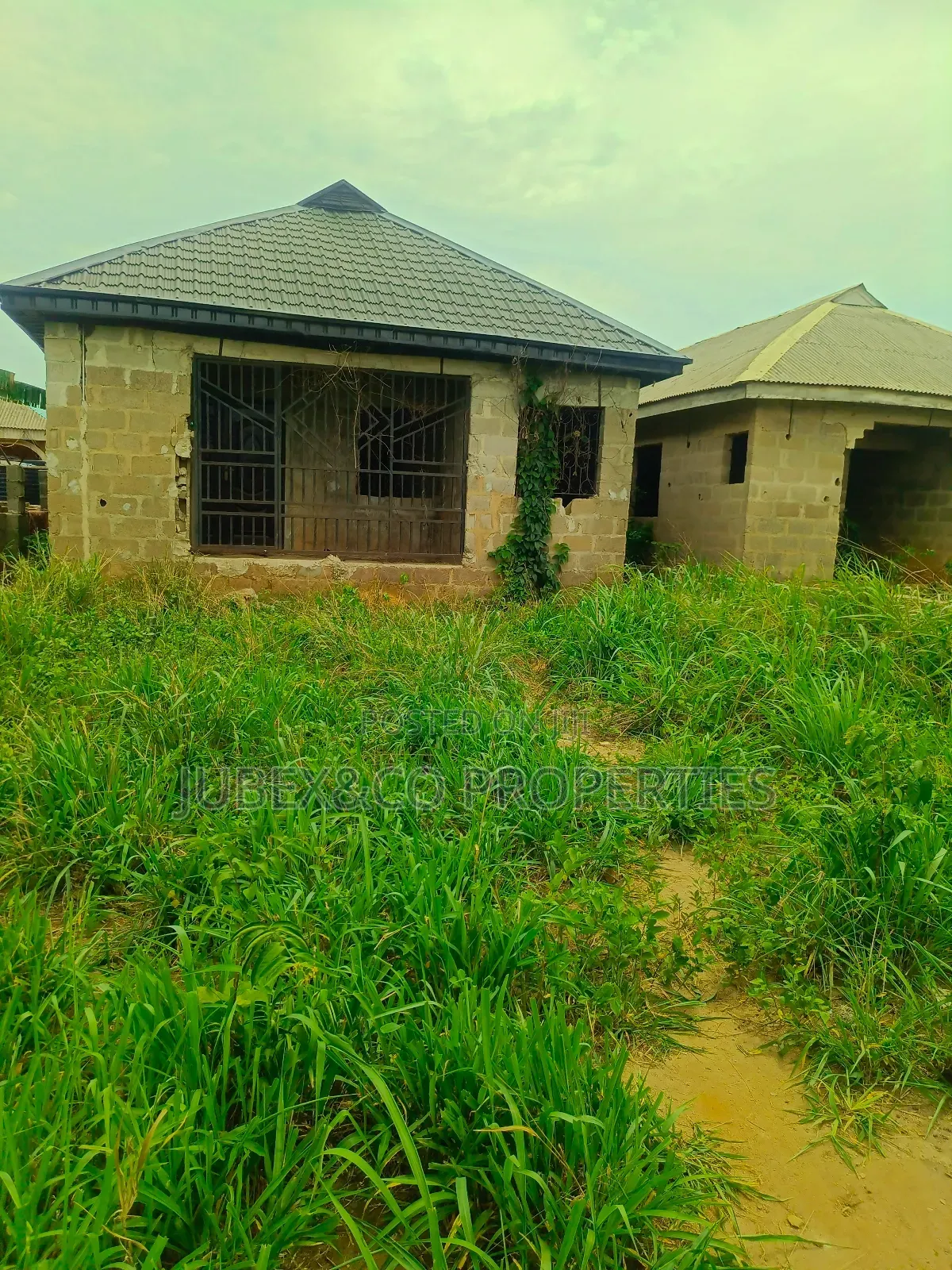 2bdrm Bungalow in Abiola Back Of, Ado-Odo/Ota for sale
