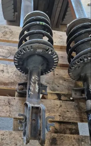 Volkswagen T5, T6 Shock Absorber