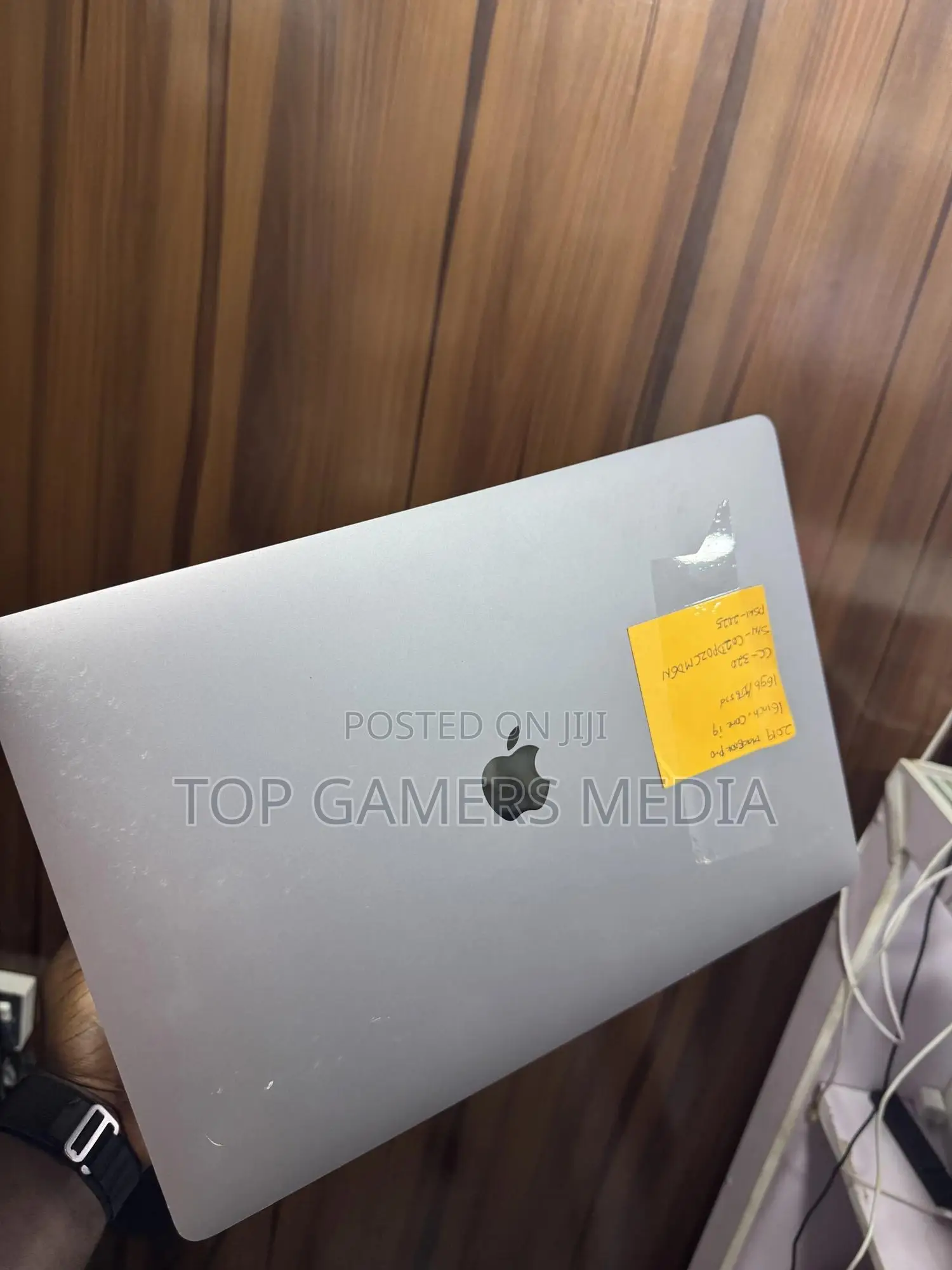 Laptop Apple MacBook Pro 2019 16GB Intel Core i9 SSD 1T