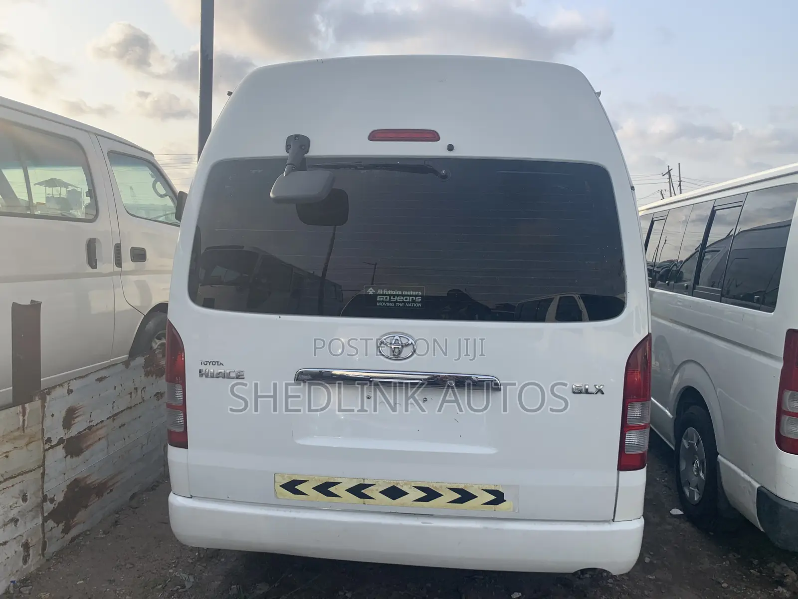Toyota HiAce 2017 White