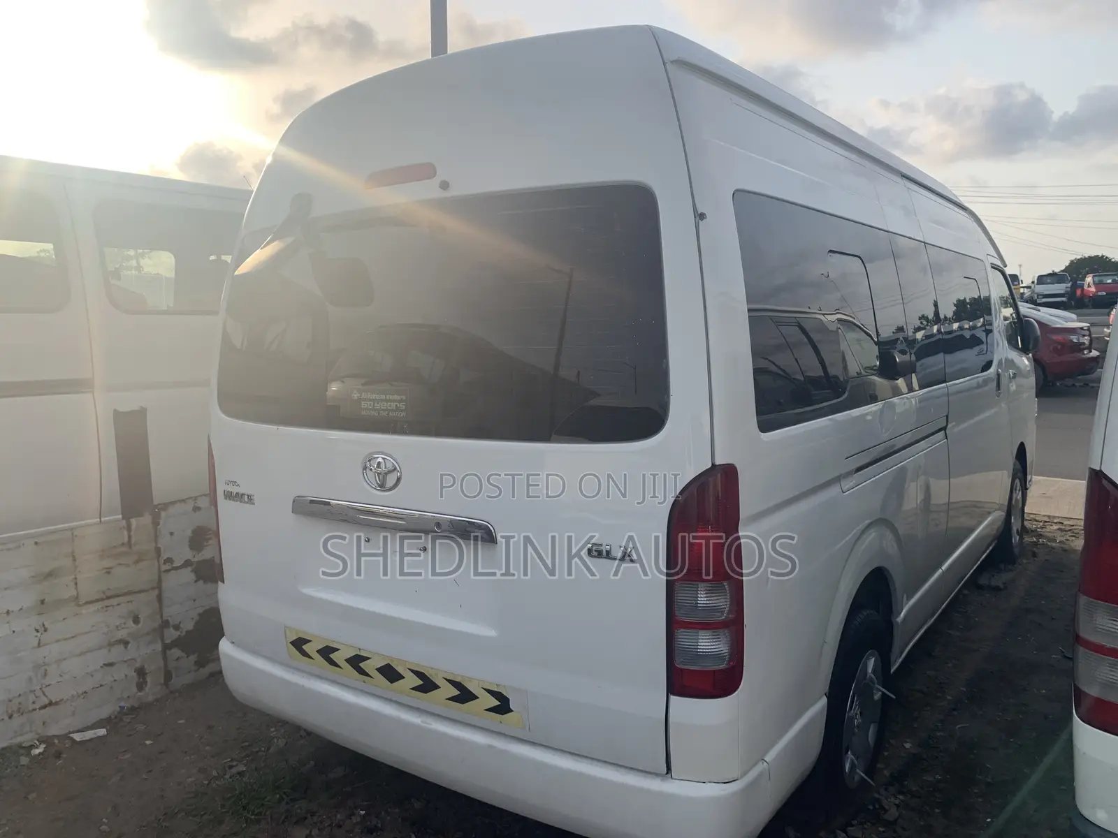 Toyota HiAce 2017 White