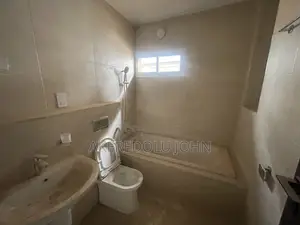 5bdrm Duplex in Jabi for rent