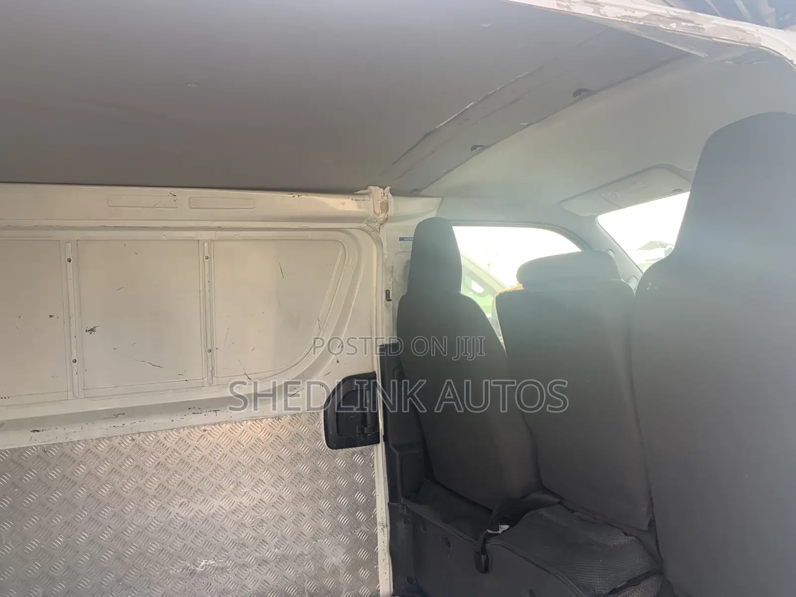 Toyota HiAce 2012 White