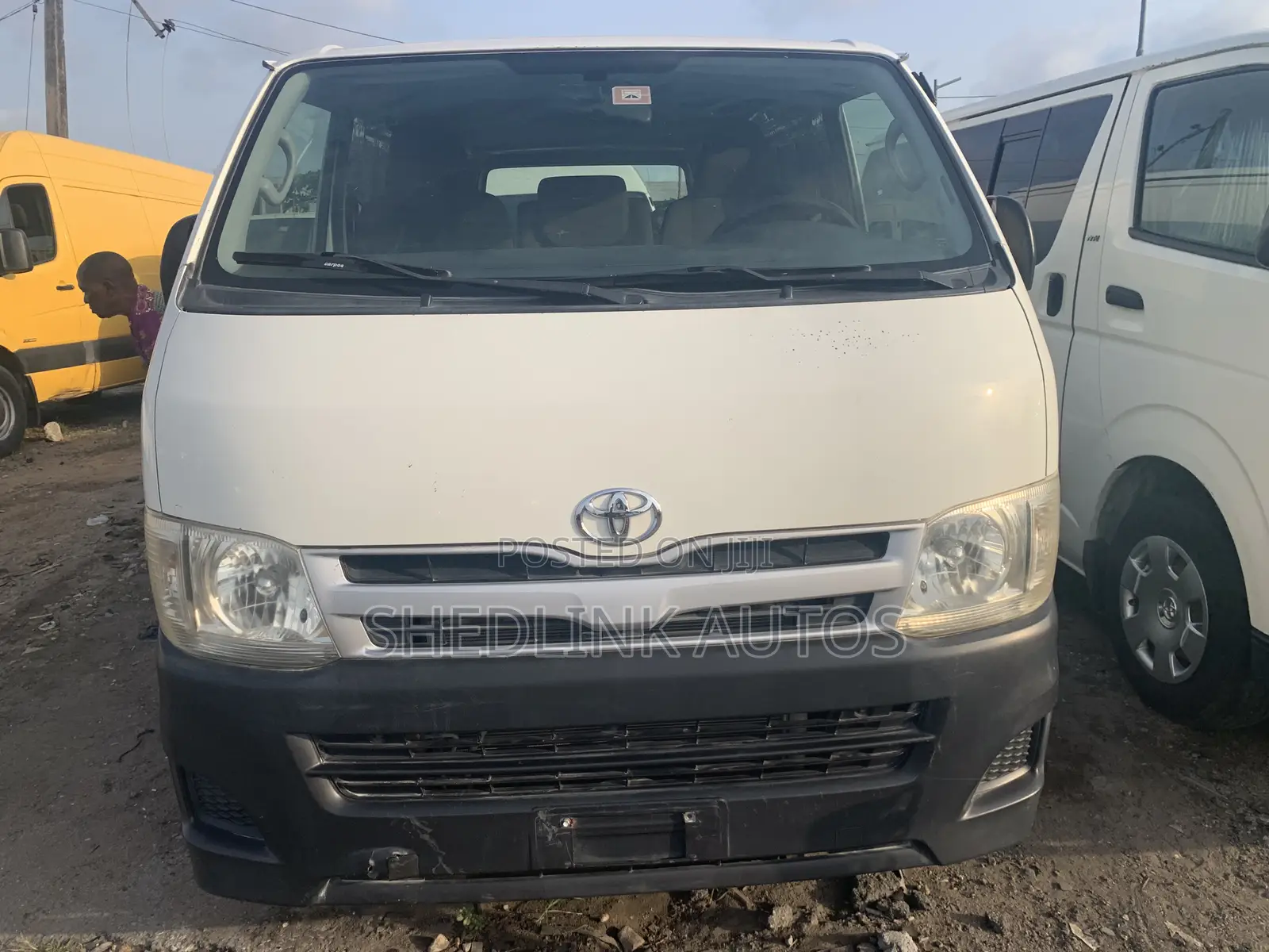 Toyota HiAce 2012 White