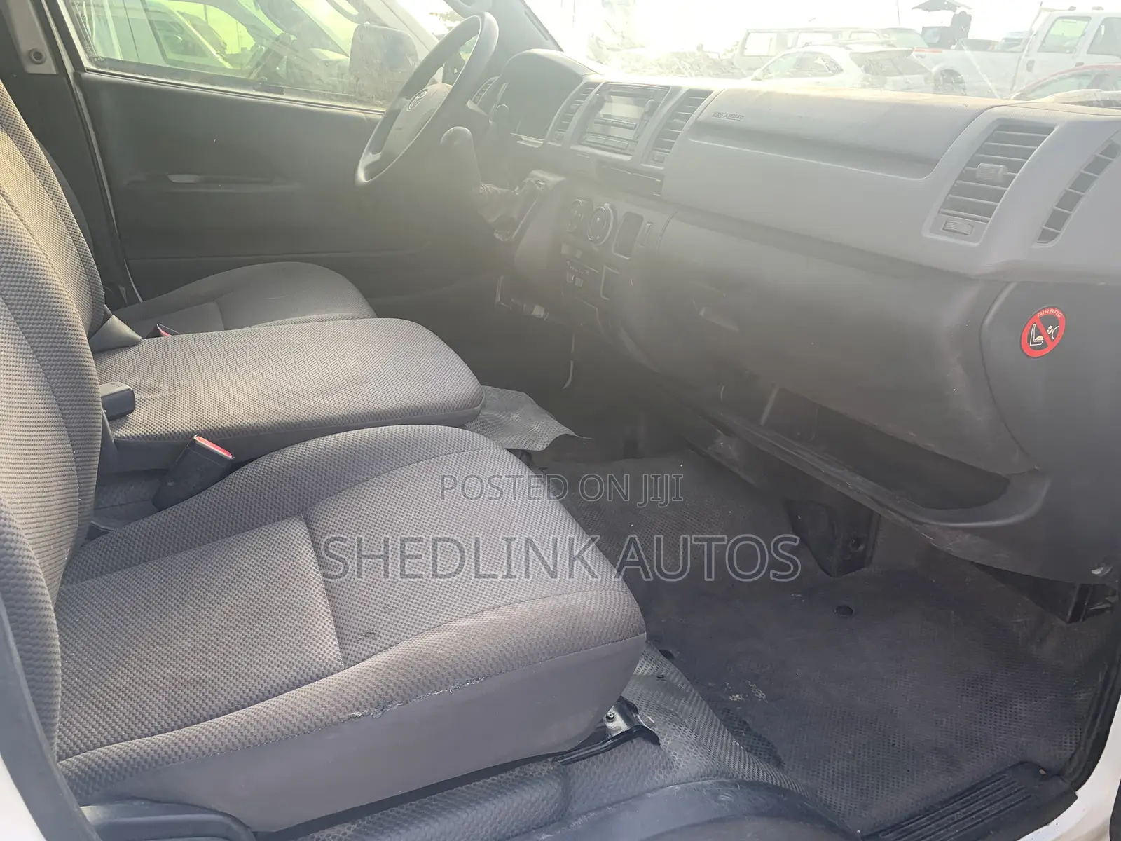 Toyota HiAce 2012 White