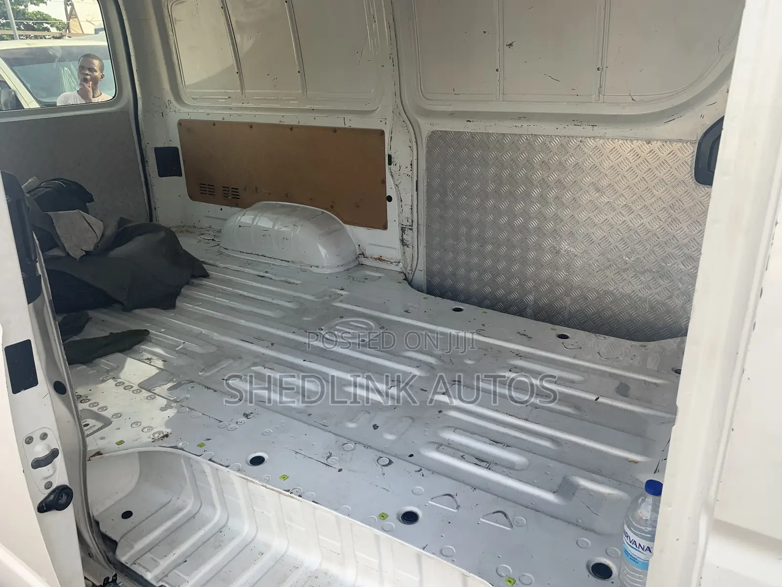 Toyota HiAce 2012 White
