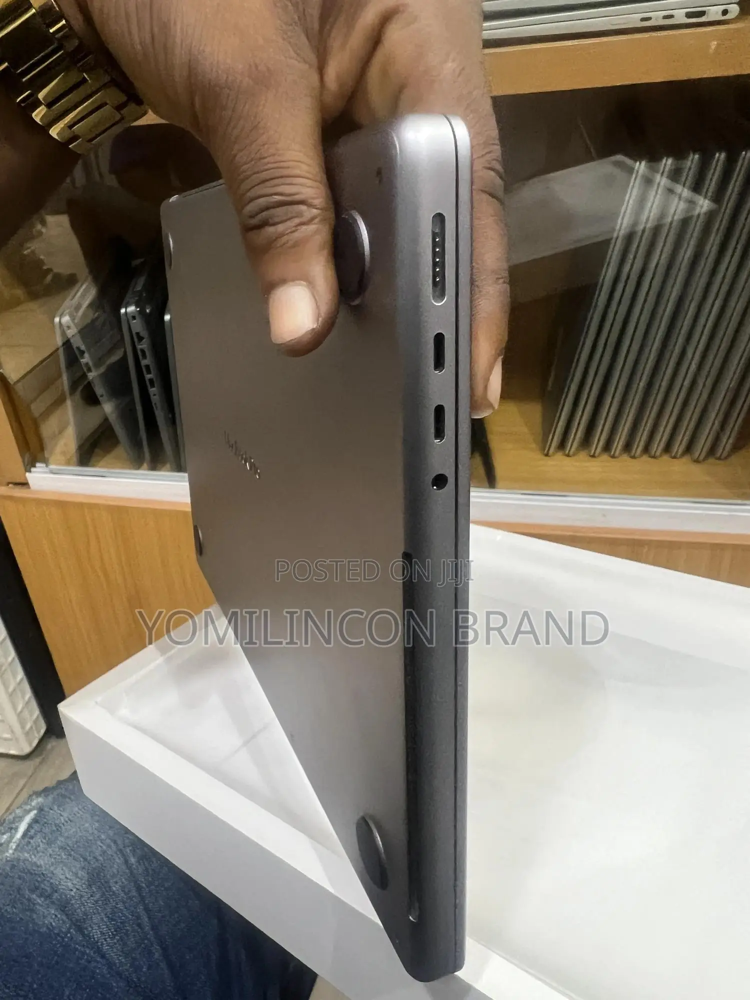 Laptop Apple MacBook Pro 2020 M1 16GB Intel Core M SSD 512GB
