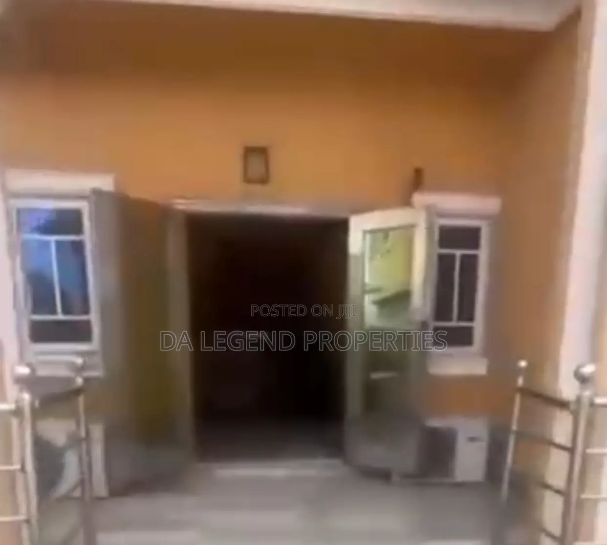 16rooms Hotel for Sale