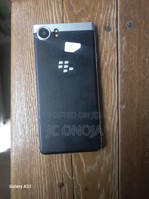 BlackBerry KEYone 32 GB Black